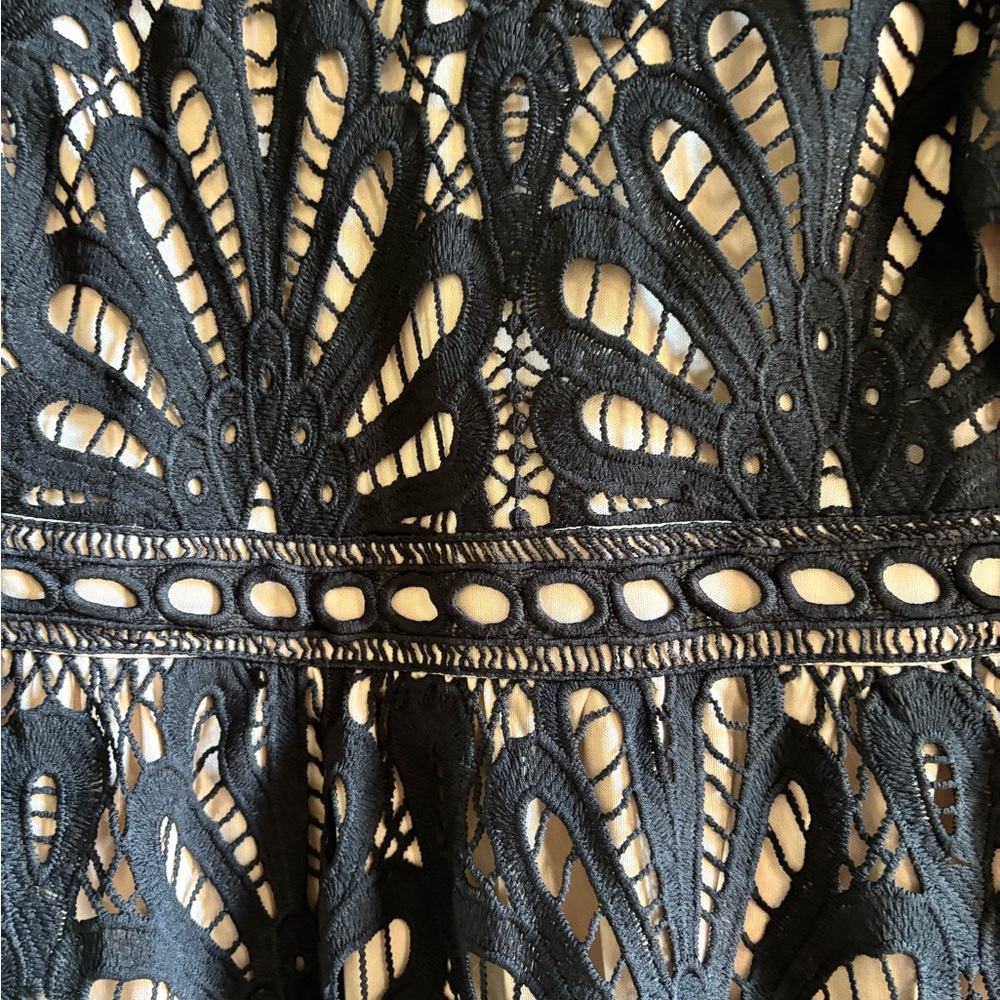 Bohme Black Tan Long Sleeve Mock Neck Cocktail Gown - Picture 7 of 11